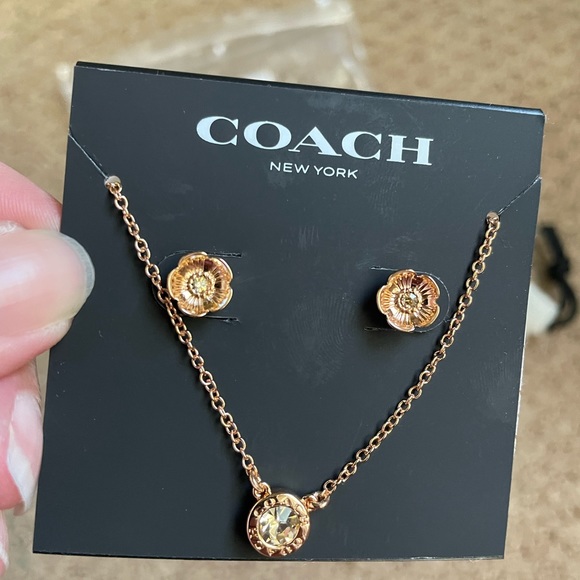 Coach Rose Gold plated necklace and earrings, brand new - Picture 2 of 3